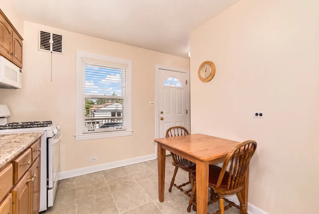 5950 West Foster Avenue Chicago IL 60630