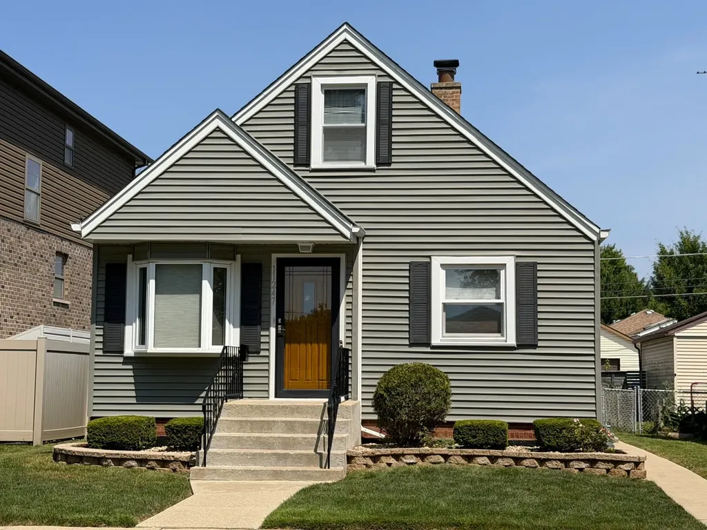 11247 South Albany Avenue Chicago IL 60655