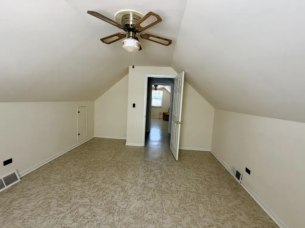 11247 South Albany Avenue Chicago IL 60655