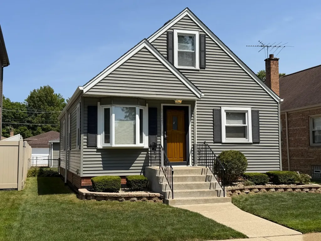 11247 South Albany Avenue Chicago IL 60655