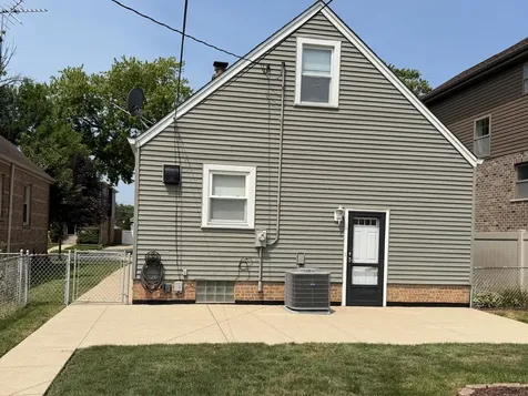 11247 South Albany Avenue Chicago IL 60655