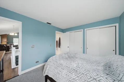 150 Inverness Court Elk Grove Village IL 60007