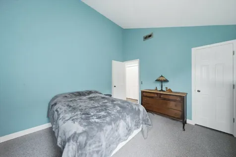 150 Inverness Court Elk Grove Village IL 60007