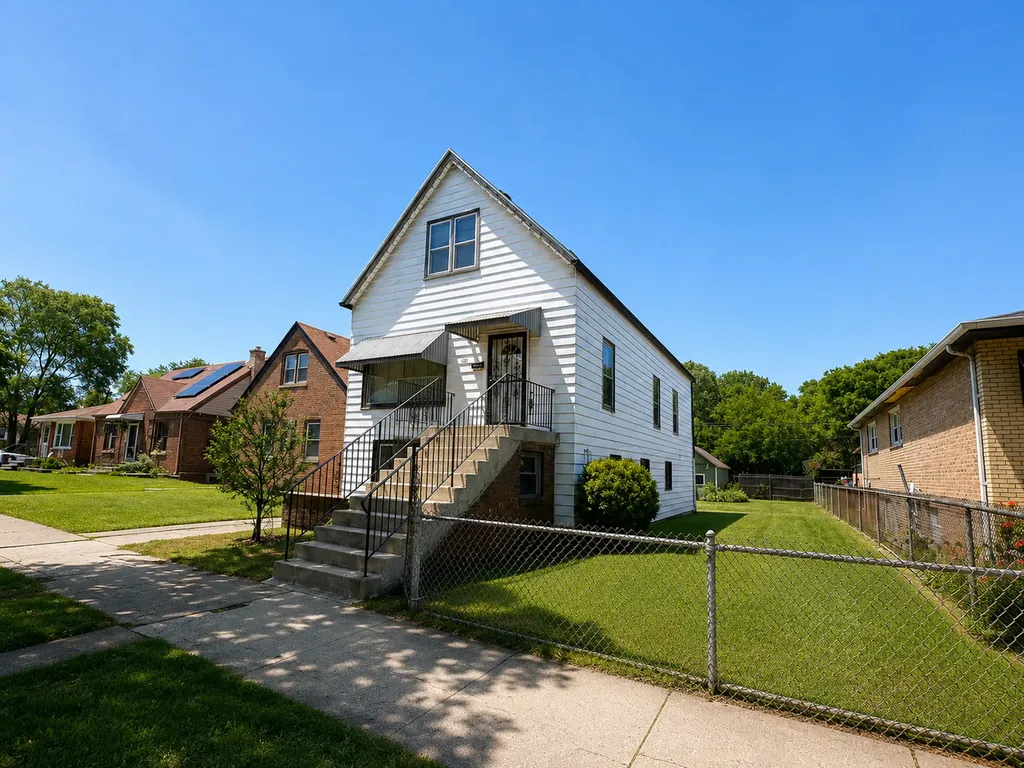 11144 South Green Bay Avenue Chicago IL 60617