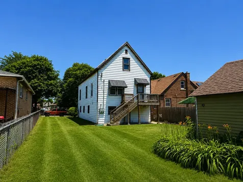 11144 South Green Bay Avenue Chicago IL 60617