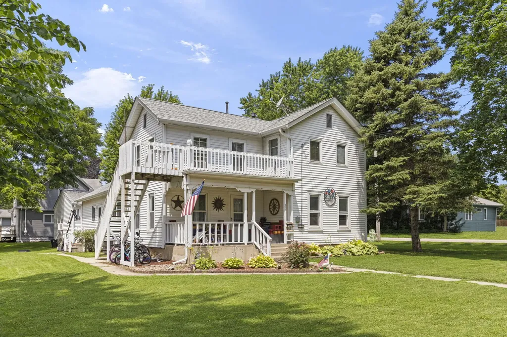 221 Castle Street Sandwich IL 60548