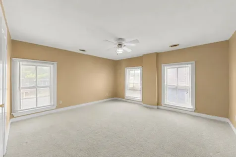 221 Castle Street Sandwich IL 60548