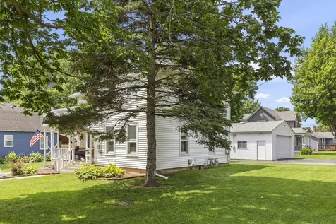 221 Castle Street Sandwich IL 60548