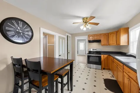 221 Castle Street Sandwich IL 60548