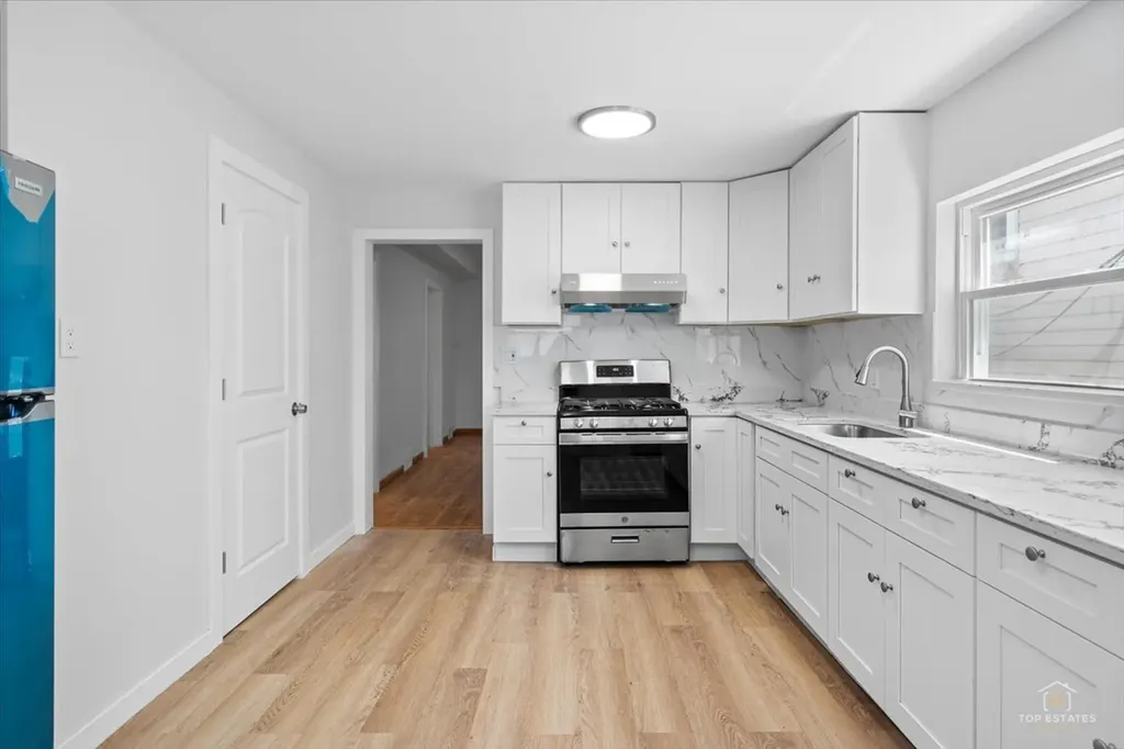 3504 South Maplewood Avenue Chicago IL 60632