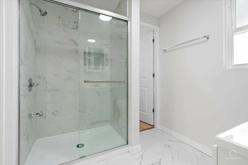 3504 South Maplewood Avenue Chicago IL 60632