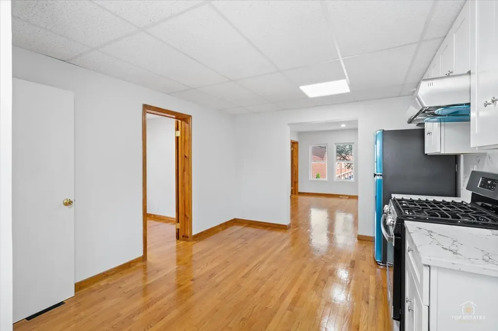3504 South Maplewood Avenue Chicago IL 60632