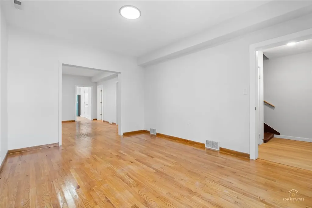 3504 South Maplewood Avenue Chicago IL 60632