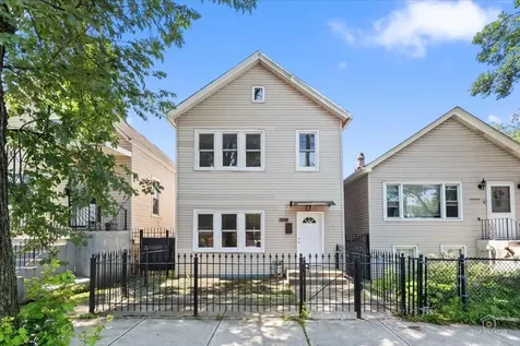 3504 South Maplewood Avenue Chicago IL 60632