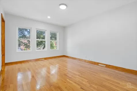 3504 South Maplewood Avenue Chicago IL 60632