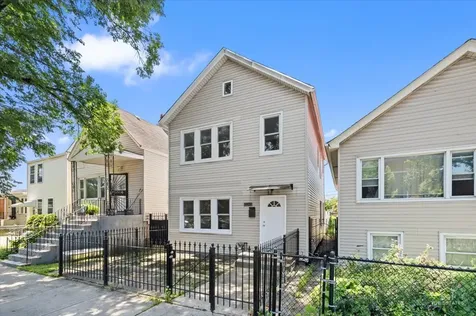 3504 South Maplewood Avenue Chicago IL 60632