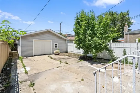 3504 South Maplewood Avenue Chicago IL 60632