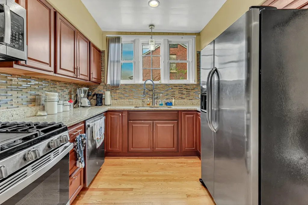 7450 South Euclid Parkway Chicago IL 60649