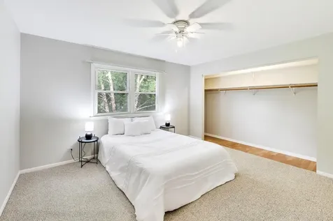 1207 West Thomas Street Arlington Heights IL 60004