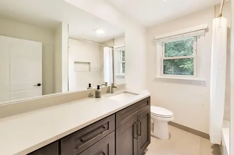 1207 West Thomas Street Arlington Heights IL 60004
