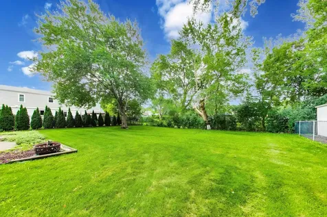 1207 West Thomas Street Arlington Heights IL 60004