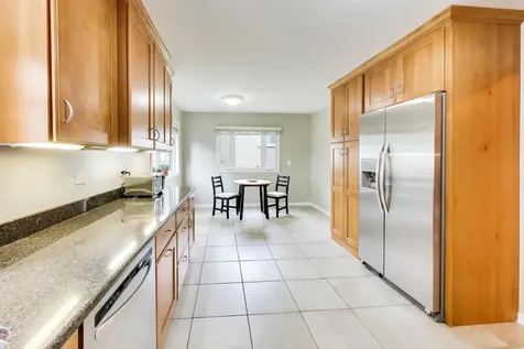 1207 West Thomas Street Arlington Heights IL 60004