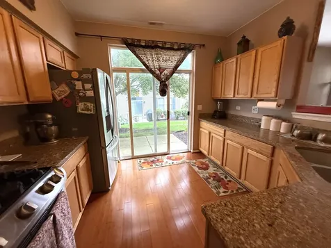 2871 Falling Waters Lane Lindenhurst IL 60046