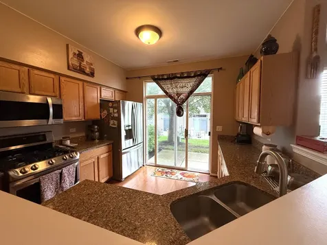 2871 Falling Waters Lane Lindenhurst IL 60046