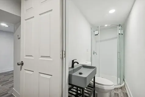 6843 South Carpenter Street Chicago IL 60621