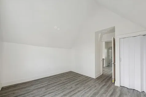 6843 South Carpenter Street Chicago IL 60621