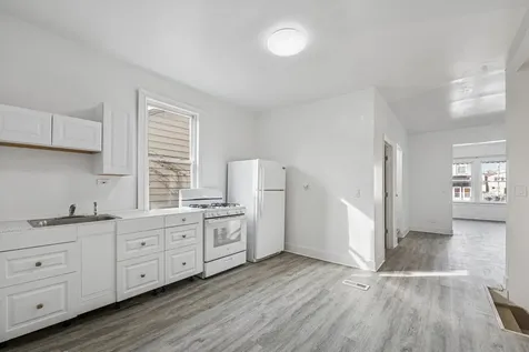 6843 South Carpenter Street Chicago IL 60621