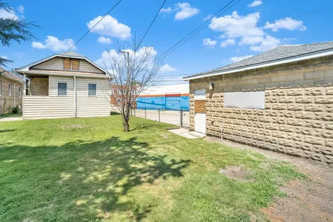 3425 Elmwood Avenue Berwyn IL 60402