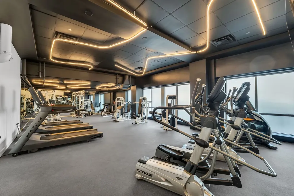 933 West Van Buren Street Chicago IL 60607