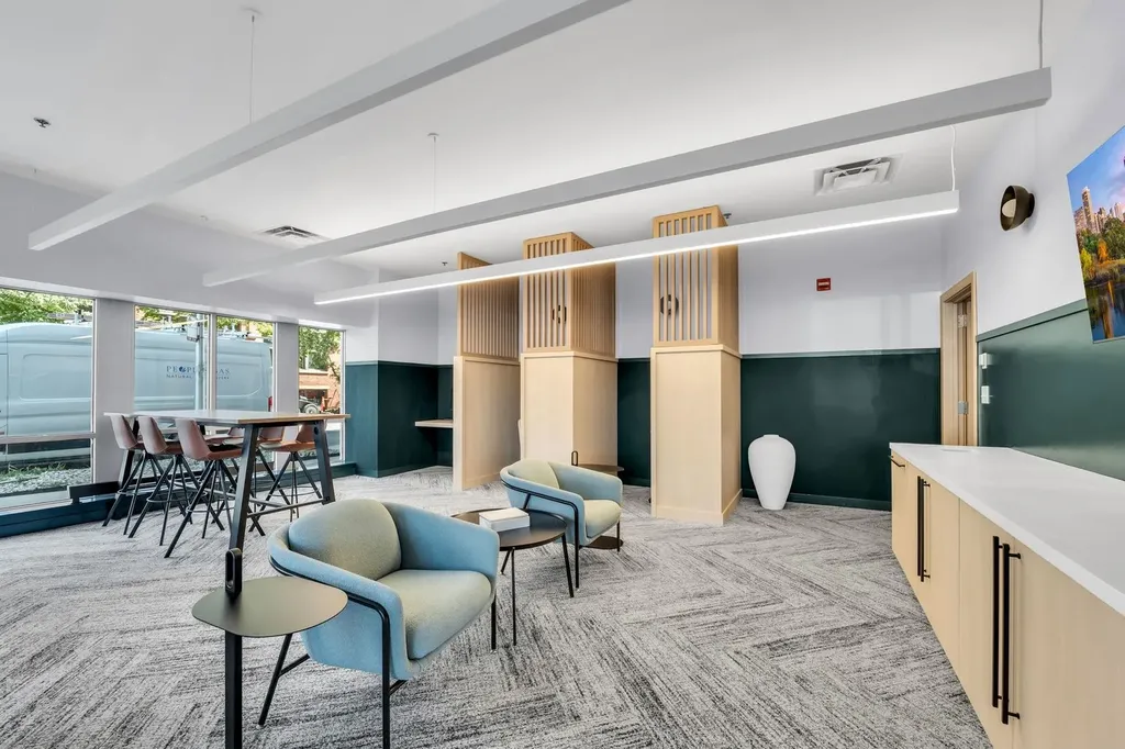 933 West Van Buren Street Chicago IL 60607