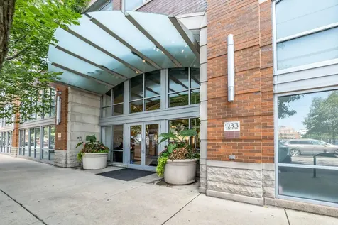 933 West Van Buren Street Chicago IL 60607