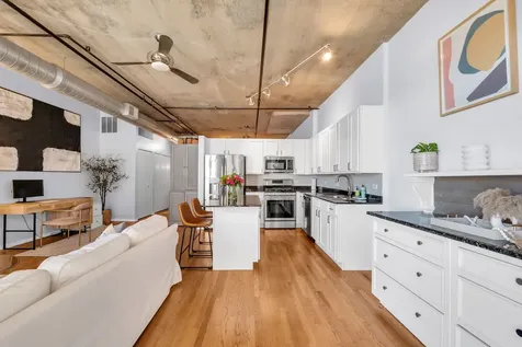 933 West Van Buren Street Chicago IL 60607