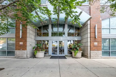 933 West Van Buren Street Chicago IL 60607