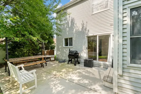 189 Hampton Street Cary IL 60013