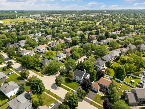 189 Hampton Street Cary IL 60013