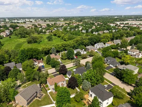189 Hampton Street Cary IL 60013