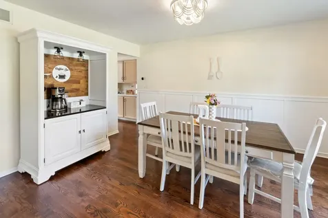 189 Hampton Street Cary IL 60013