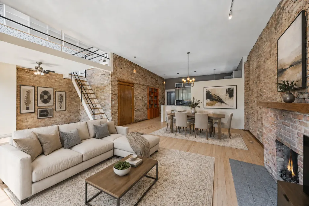 3717 North Pine Grove Avenue Chicago IL 60613