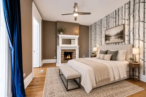 3717 North Pine Grove Avenue Chicago IL 60613