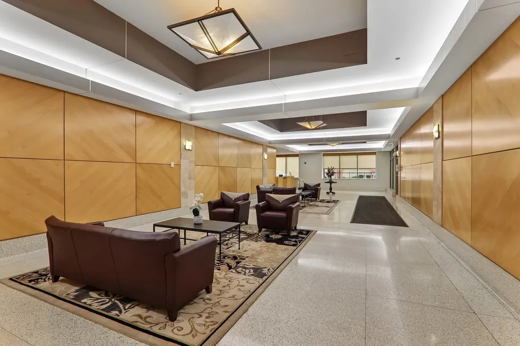 1717 South Prairie Avenue Chicago IL 60616