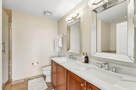 1717 South Prairie Avenue Chicago IL 60616