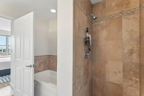 1717 South Prairie Avenue Chicago IL 60616