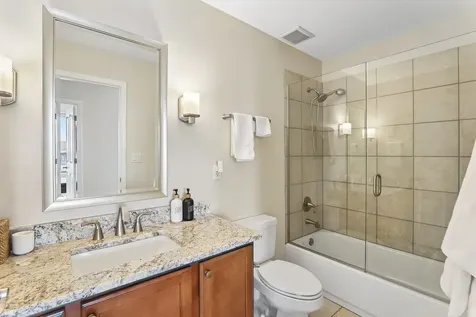 1717 South Prairie Avenue Chicago IL 60616