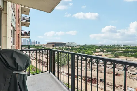 1717 South Prairie Avenue Chicago IL 60616