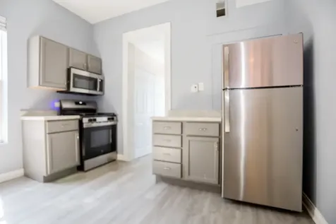 3525 West Dickens Avenue Chicago IL 60647