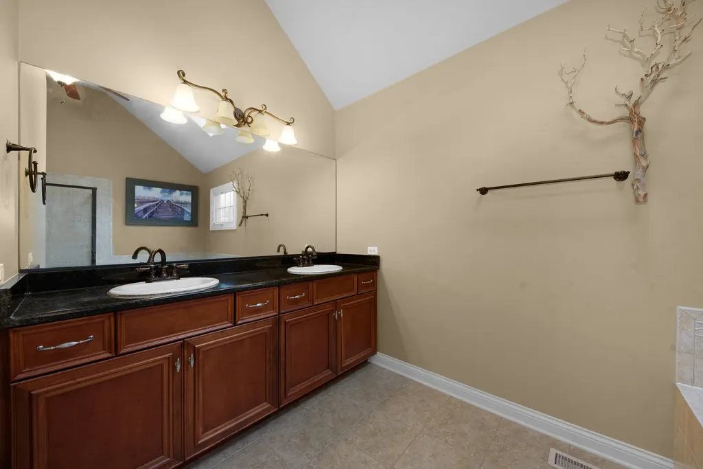 844 North Ellsworth Street Naperville IL 60563